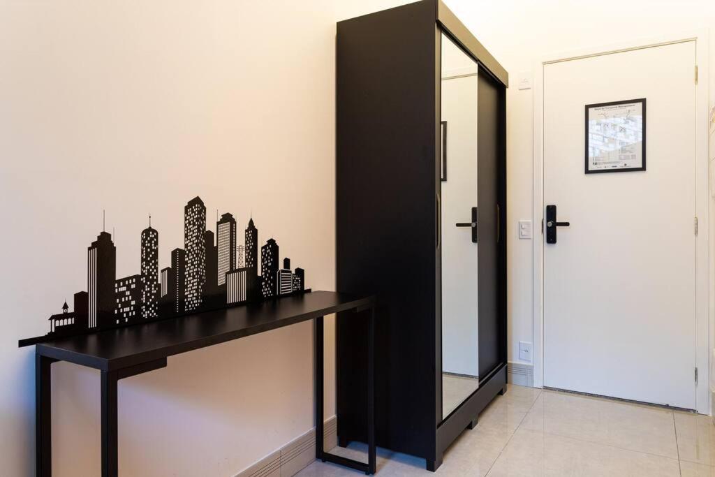 Flat Wi-fi 290m Metro Madalena - Sp Apartamento